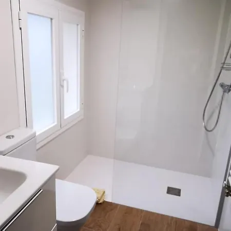 木屋 Cal Graell Oliana